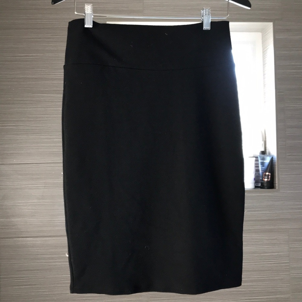 Lularoe black Cassie